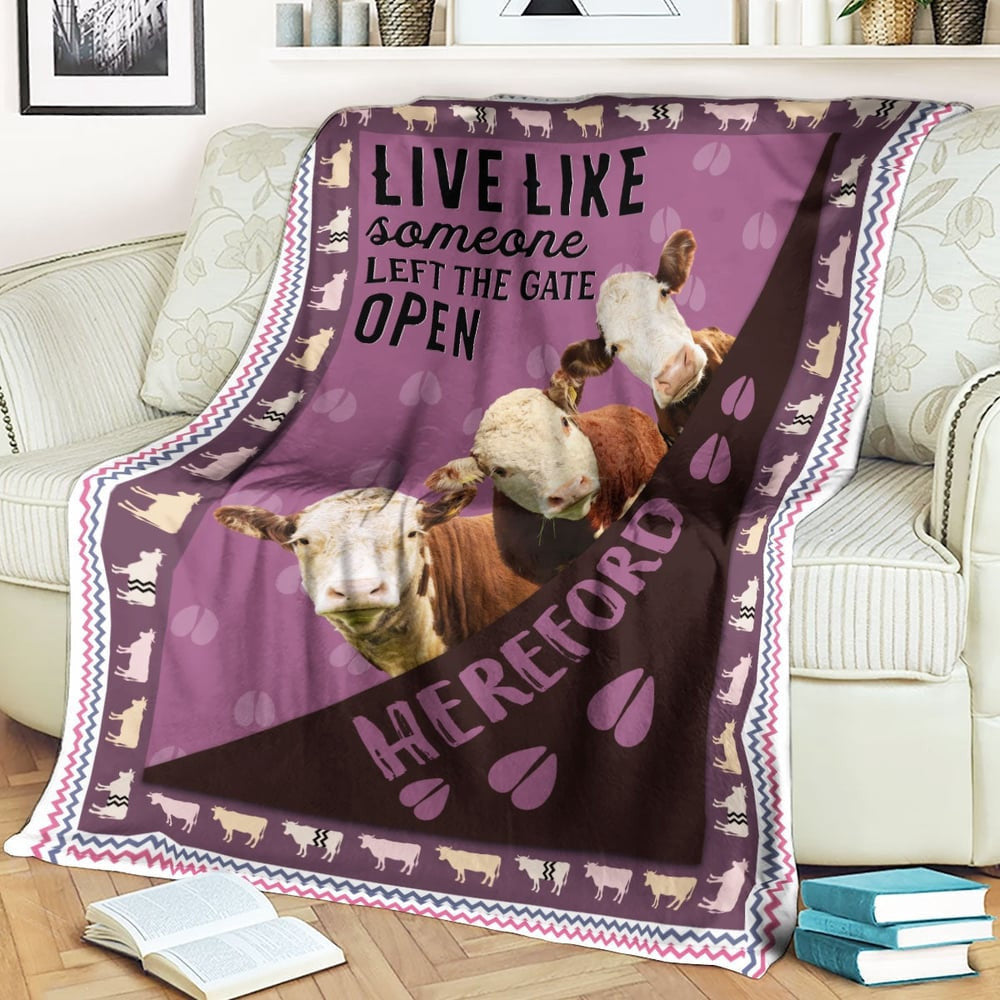 Hereford Hoof Pattern Purple Background Blanket, Farm Blanket, Farm Animal Blanket