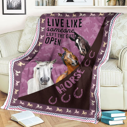 Horse Hoof Pattern Purple Background Blanket, Farm Blanket, Farm Animal Blanket