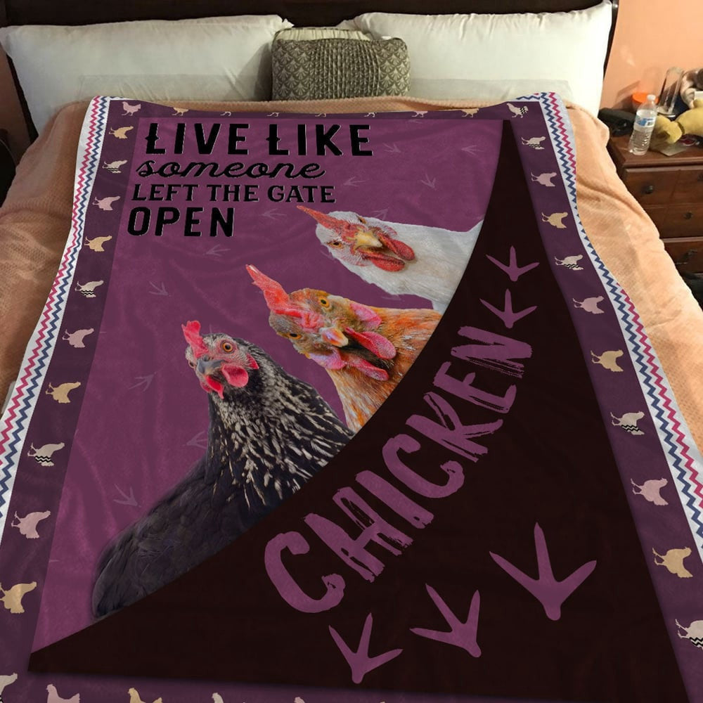 Chicken Foot Pattern Purple Background Blanket, Farm Blanket, Farm Animal Blanket