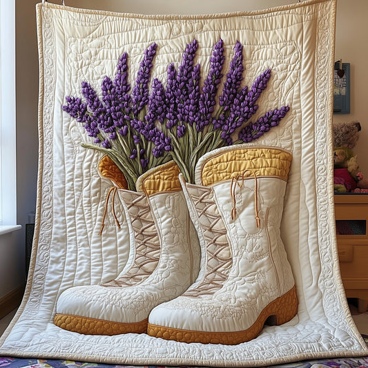 Wild And Feminine Quilted Blanket GFTOAB3446