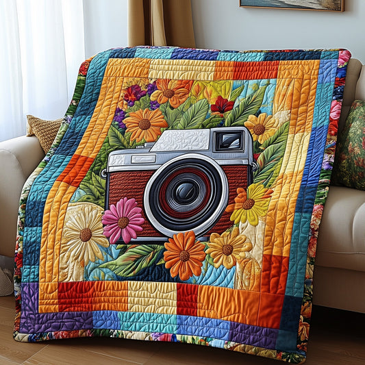 Vintage Camera Quilted Blanket GFTONL2903