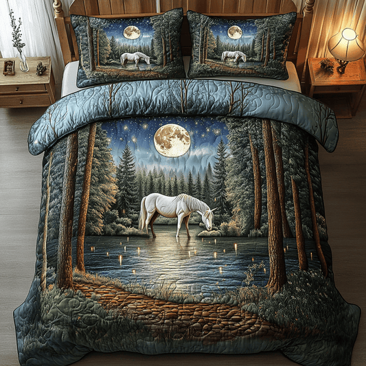 Majestic Stallion 3-Piece Quilted Bedding Set NCU0VH2372